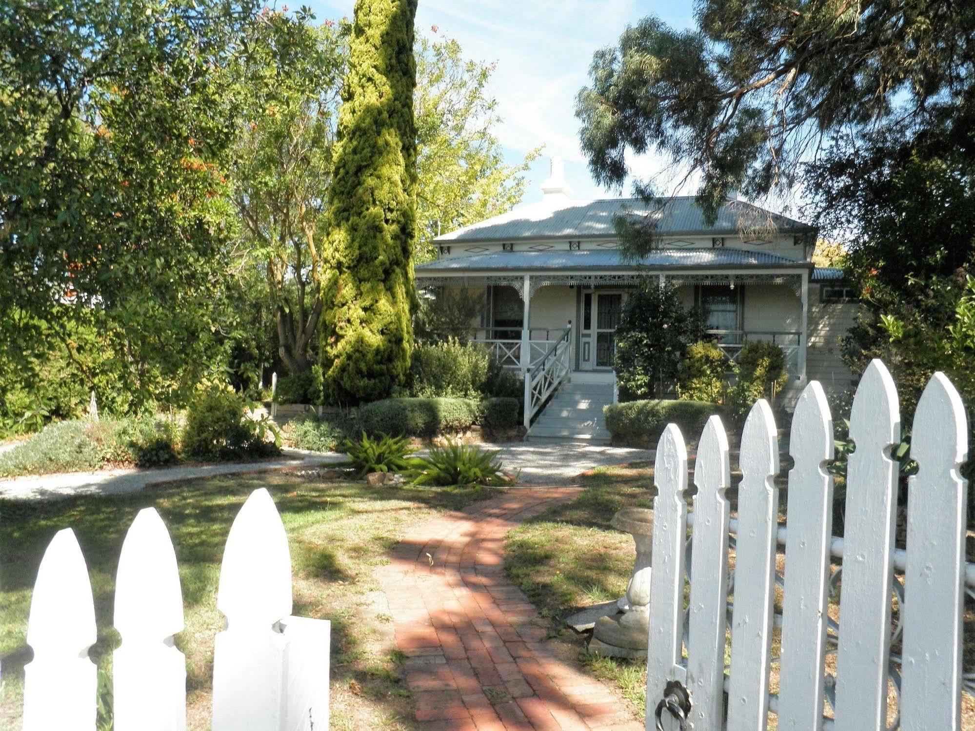 Fairbank House Villa Молдън Екстериор снимка
